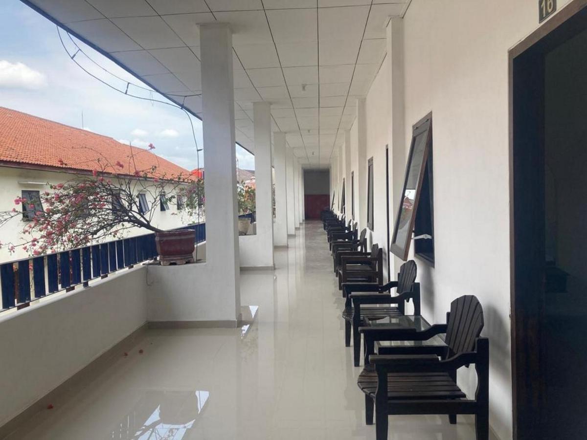 Hotel Surya Citra Jogja A Mitra Reddoorz Yogyakarta Exterior foto